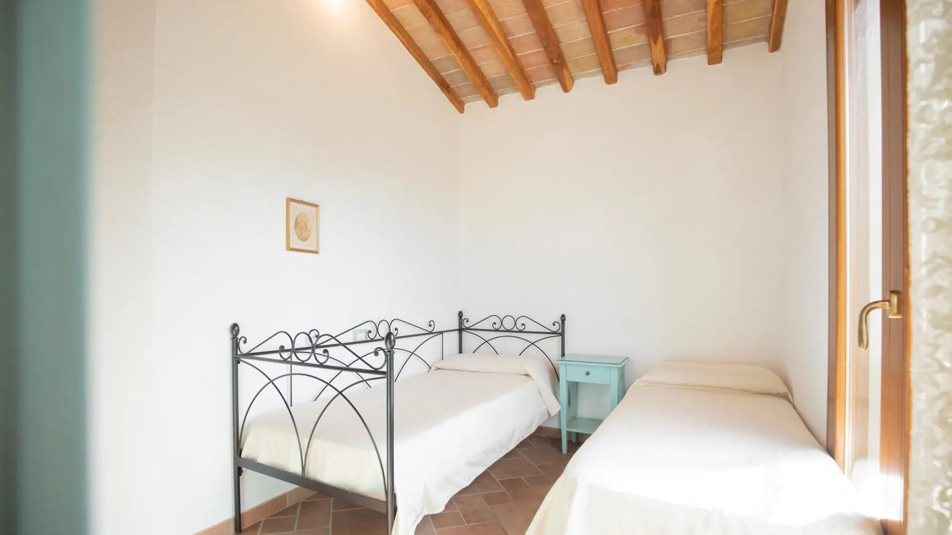 Appartamenti Mandorlo E Melograno By Helloelba La Guardia Holiday home